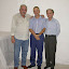 Lançamento do livro Tópicos da Mecânica Quântica de de Broglie-Bohm, por ocasião da II Semana de Física - Prof. José Maria Filardo Bassalo, no prédio do Curso de Engenharia Civil do Grupo Educacional Ideal, em 10 de setembro de 2003. Paulo de Tarso, Mauro Cattani e Bassalo.