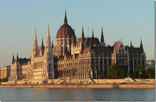 gedung parlemen budapest