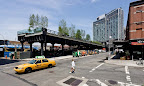 High Line está situado en el lado del oeste de Manhattan. Desde la calle Gansevoort en el distrito del Meatpacking a la 34ta calle del oeste, entre las 10 y 11.