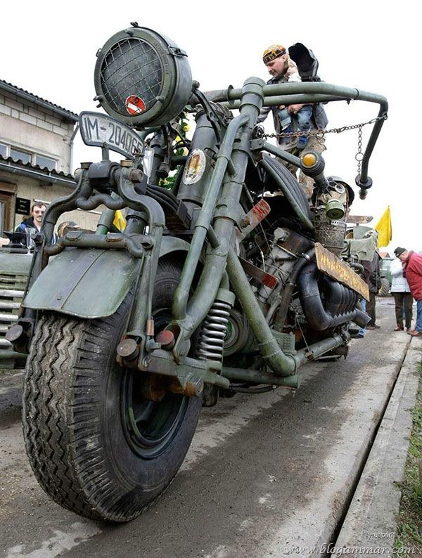 Motosikal terbesar di dunia Motosikal terbesar di dunia