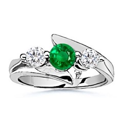 Round-Emerald-and-Diamond-Three-Stone-Ring-in-14k-White-Gold_SR0348EH
