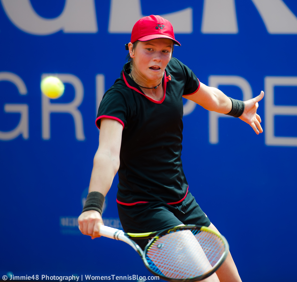 Kicking Off The Nürnberger Versicherungscup Highlights Women's