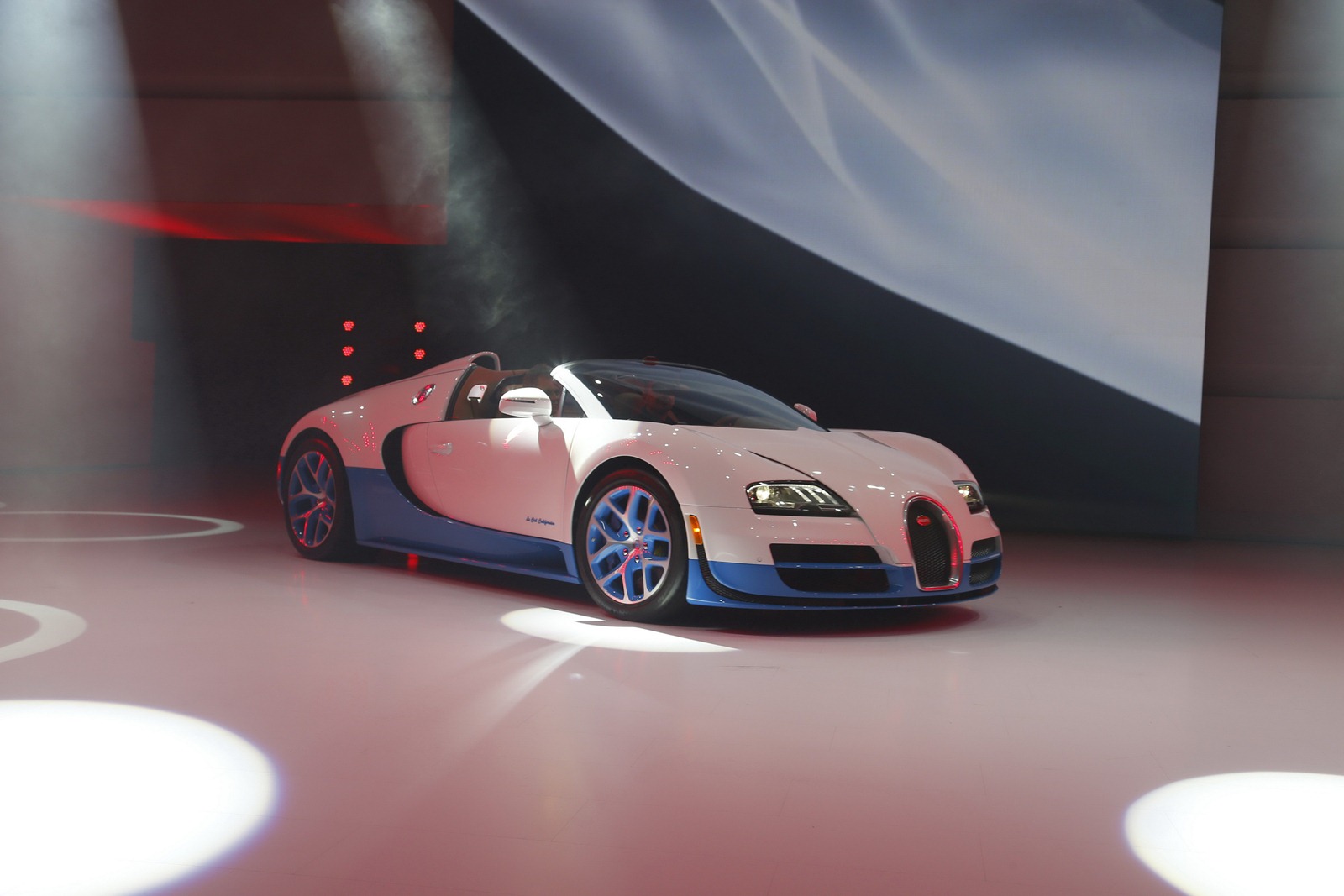 [Bugatti-Special-Paris-2012-7%255B2%255D.jpg]