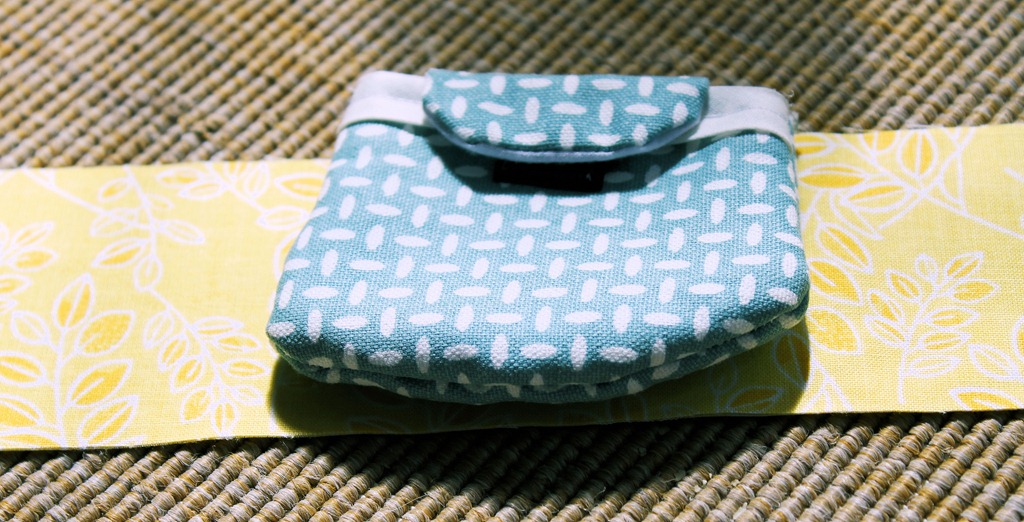 [fabric%2520camera%2520strap%2520matching%2520diy%2520fabric%255B5%255D.jpg]