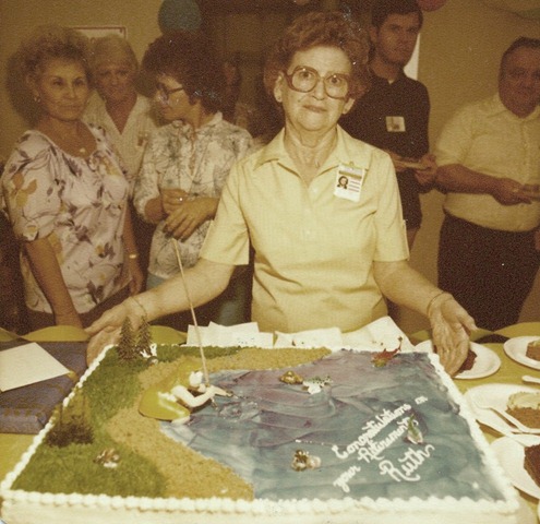 [Mom%2527s%2520retirement%2520001%255B3%255D.jpg]