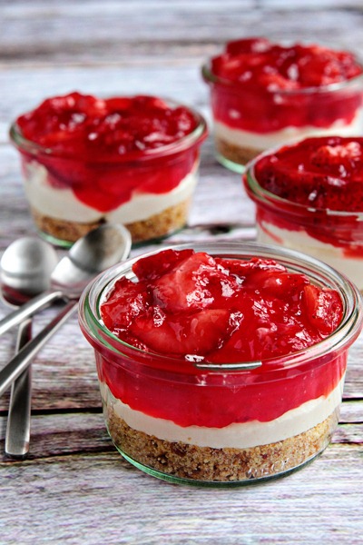 Strawberry Pretzel Salad