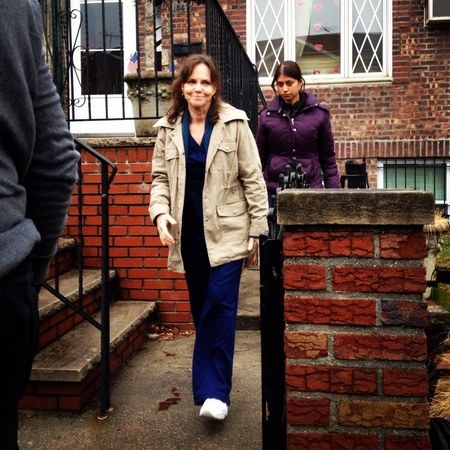 Mary Jane Meets Peter Parker in The Amazing Spider-Man 2 Set Footage 08