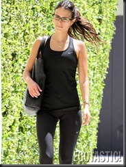 jordana-brewster-hits-the-gym-in-west-hollywood-04-675x900
