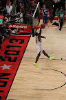 wearing brons nba lebron10 volt eric bledsoe 12 Wearing Brons: Eric Bledsoe Takes Flight in Volt LeBron Xs