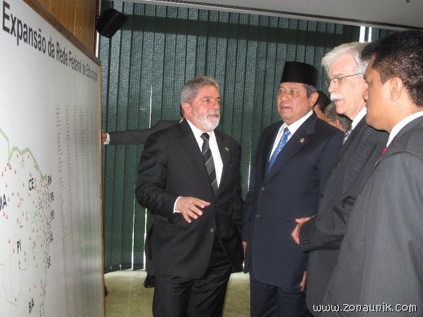 foto keseharian Presiden Indonesia Susilo Bambang Yudhoyono (20) foto keseharian Presiden Indonesia Susilo Bambang Yudhoyono (20)