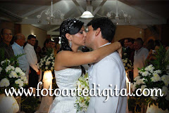 Álbum de fotos de Sumaya e Antônio do estúdio Foto Arte Digital, de Itaborái, RJ, que faz fotografia de casamentos (fotos de casamento), fotos de aniversário (fotografia de aniversário), fotos de 15 anos, fotos de crianças (fotografia infantil), fotos de eventos sociais, vídeos de casamento, vídeos de 15 anos, vídeos de making-of, vídeos de aniversário, vídeo infantil (vídeo de crianças) e vídeos de eventos sociais. Fotojornalismo e videojornalismo em Itaboraí, RJ. Album (digital) de fotos de Sumaya e Antônio do estudio Foto Arte Digital, de Itaborai, RJ, que faz fotografia de casamentos (fotos de casamento), fotos de aniversario (fotografia de aniversario), fotos de 15 anos, fotos de criancas (fotografia infantil), fotos de eventos sociais, videos de casamento, videos de 15 anos, videos de making-of, videos de aniversario, video infantil (video de criancas) e videos de eventos sociais. Fotojornalismo e videojornalismo em Itaborai, RJ.