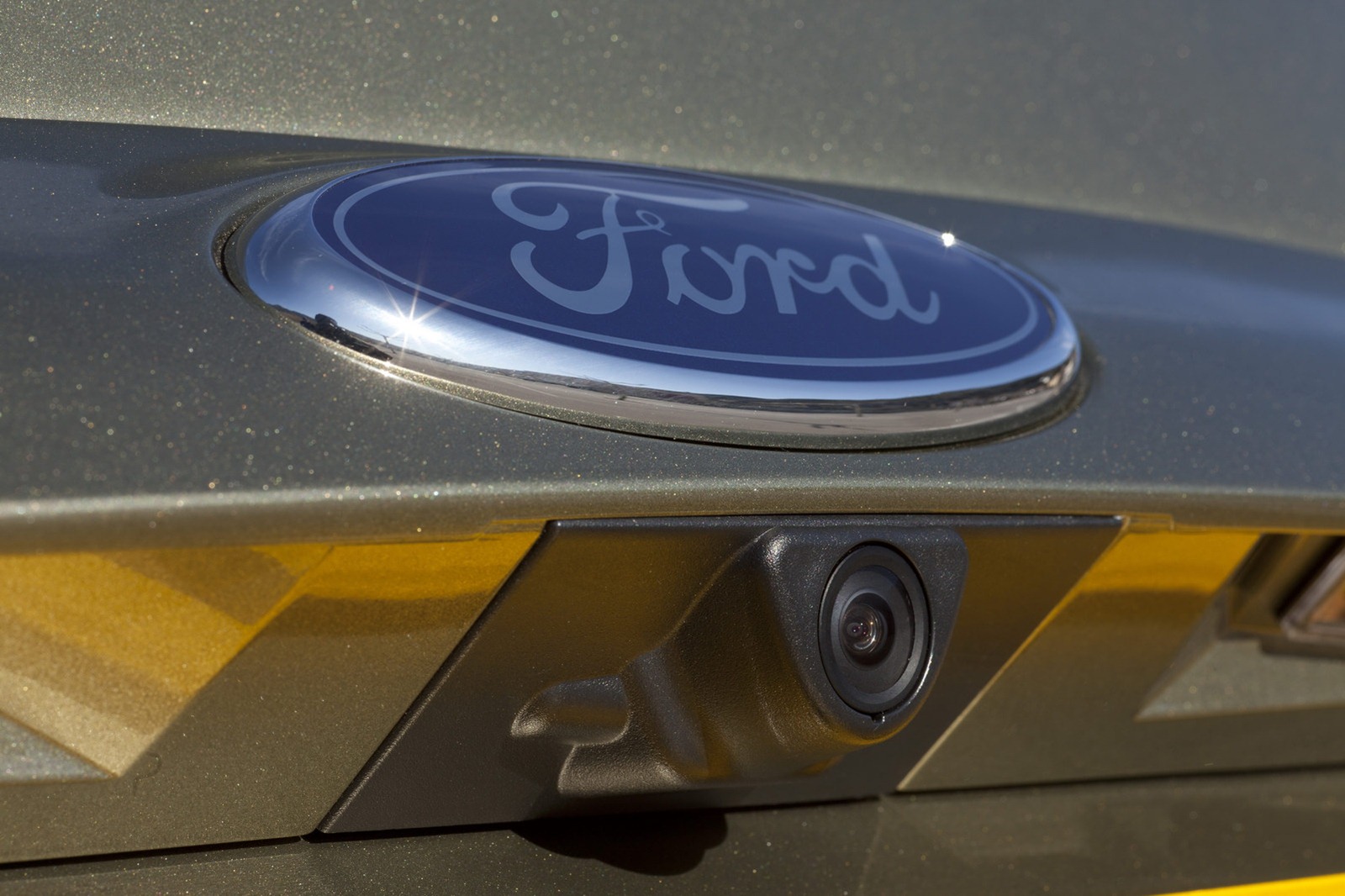 [2012-Ford-Kuga-21%255B2%255D.jpg]