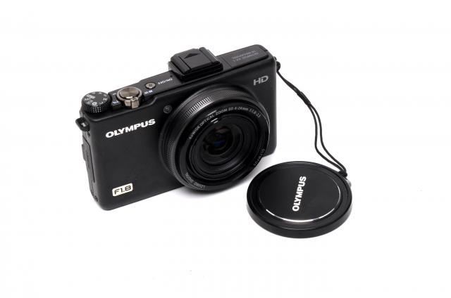 [Olympus-XZ-1-compact-digital-camera.1.jpg]