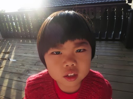 yining-early-in-the-morning.JPG Early in the morning