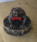 Even the local art resembled critters! Here is a button frog!