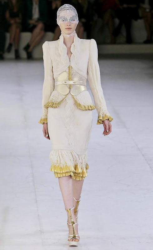 alexander-mcqueen-ss-2012-1.jpg