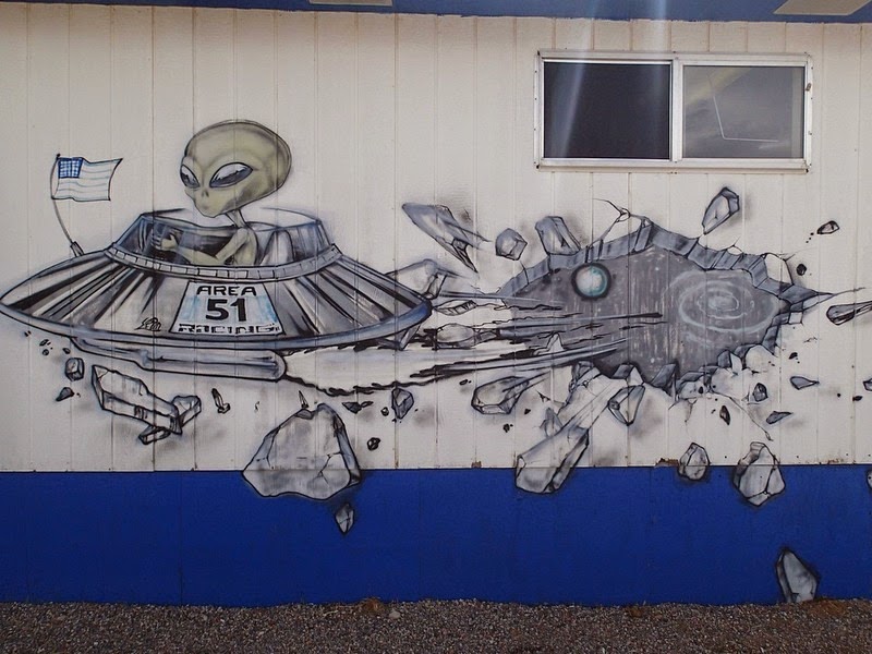 extraterrestrial-highway-3 extraterrestrial-highway-3