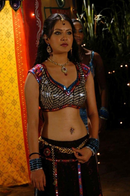 [pooja_bose_latest_hot_photo1%255B2%255D.jpg]