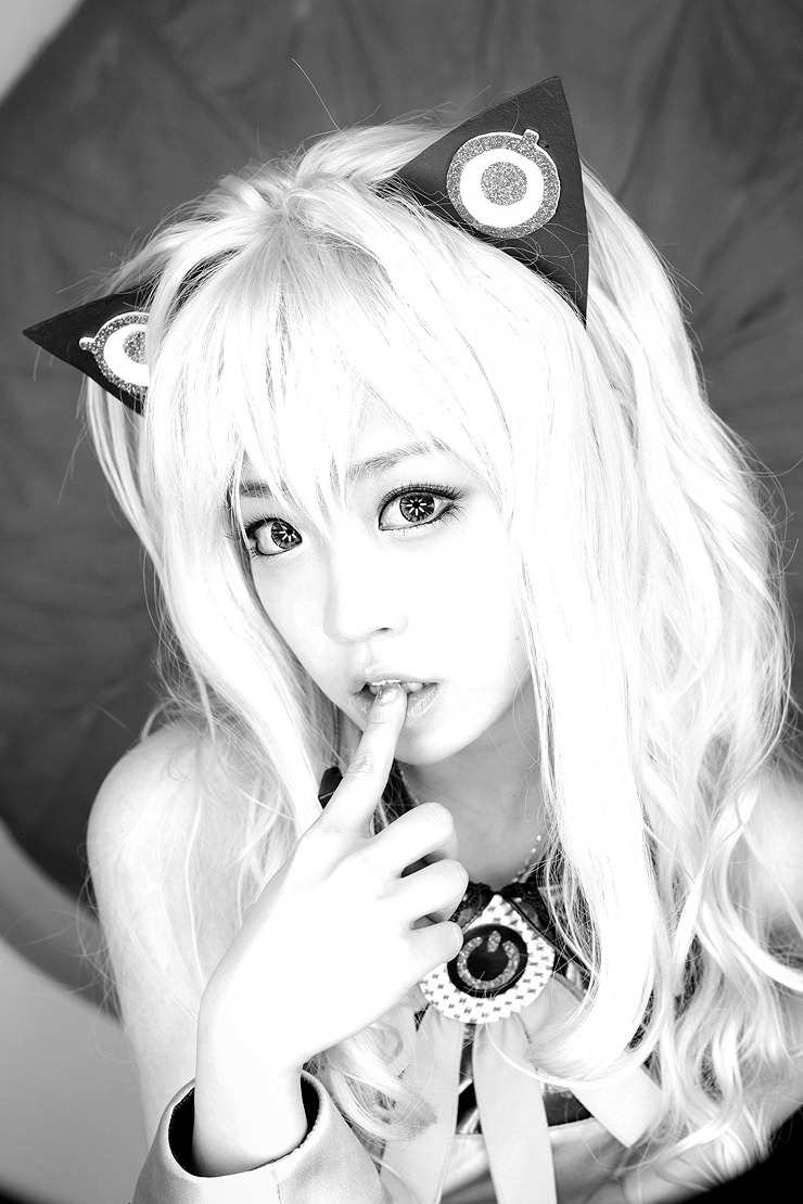 [vocaloid-seeu-korean-cosplay-by-tomia-011%255B4%255D.jpg]