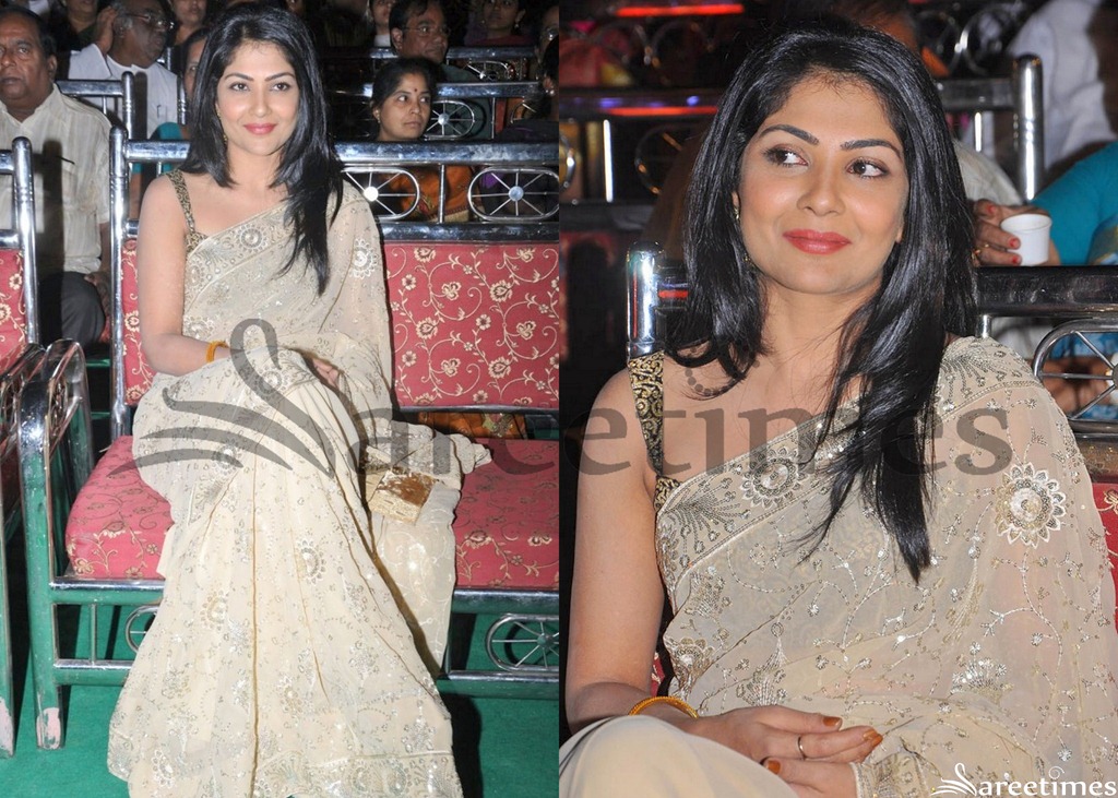 [Kamalini_Mukherjee_Cream_Embroidery_Saree%255B4%255D.jpg]