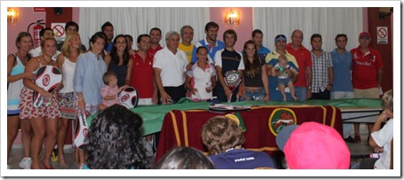 XVI Campeonato Absoluto de Pádel de Extremadura 2011. Los protagonistas a escena FOTO FAMILIA