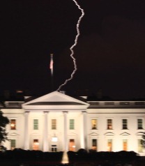 [whitehouse%2520lightening%2520strike%255B9%255D.jpg]