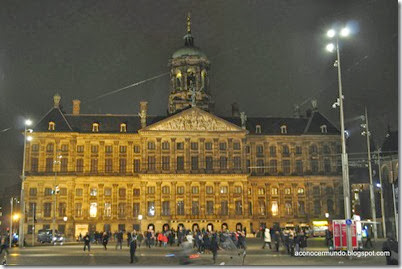 Amsterdam. Plaza Dam. Palacio Real - DSC_0022