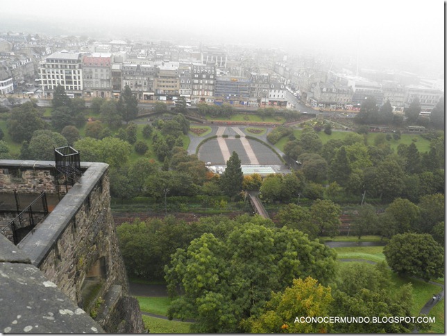 Edimburgo. vistas de la ciudad desde el Castillo-PA090497