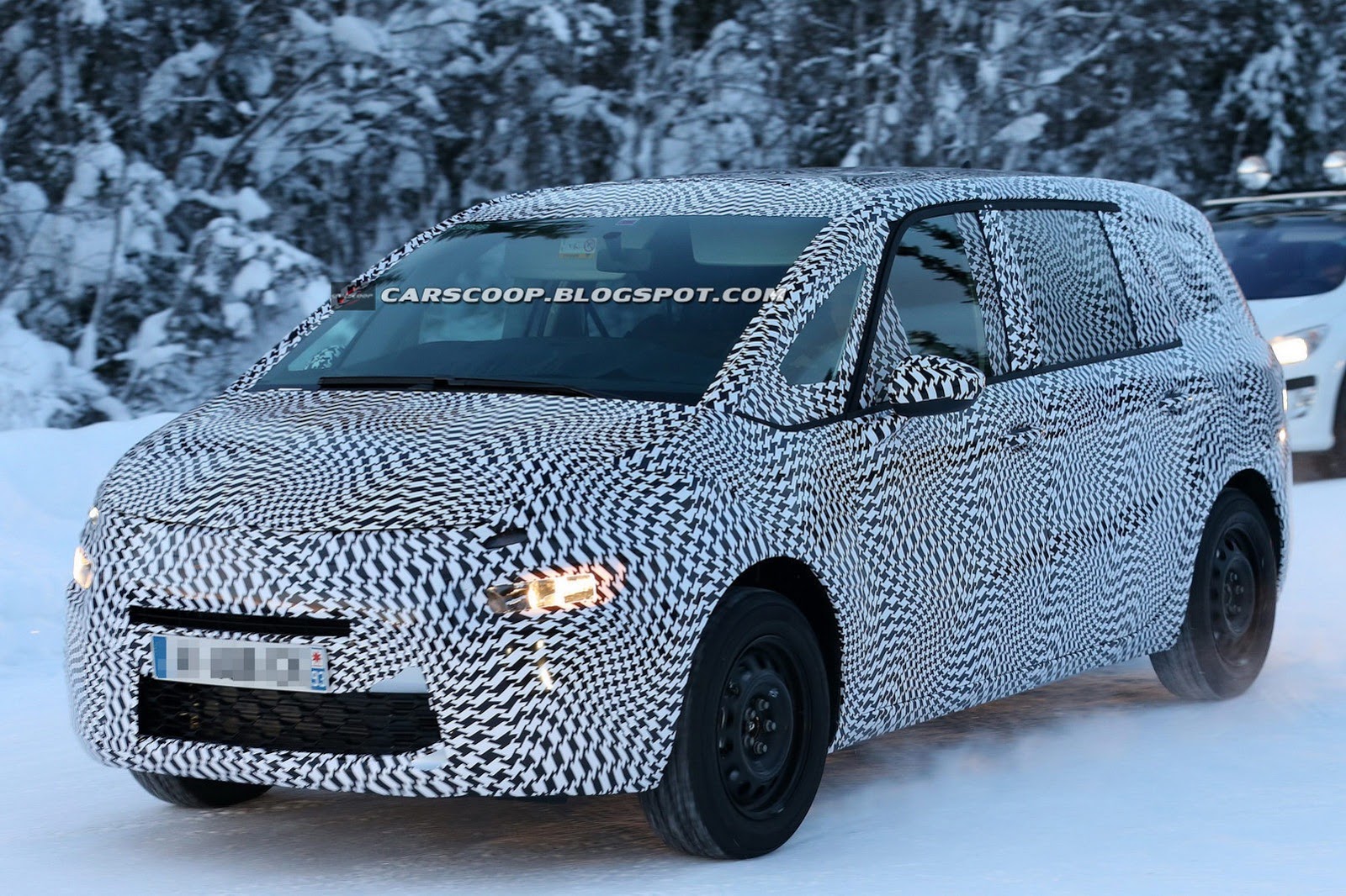 [2014-Citroen-Grand-Picasso-3CarScoop%255B2%255D.jpg]