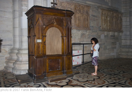 'Forgive me father because I have sinned...' photo (c) 2007, Yaniv Ben-Arie - license: http://creativecommons.org/licenses/by-sa/2.0/