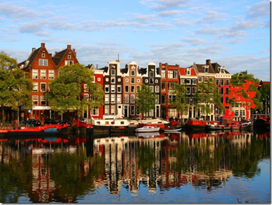 Amsterdam: Houses along the Amstel River