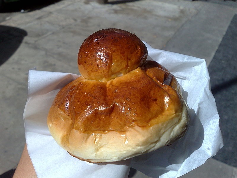 [800px-Sicilian_brioche8.jpg]