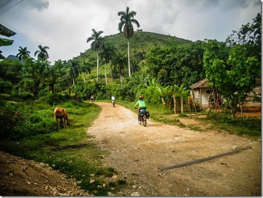 Trilha em Banao - Cuba