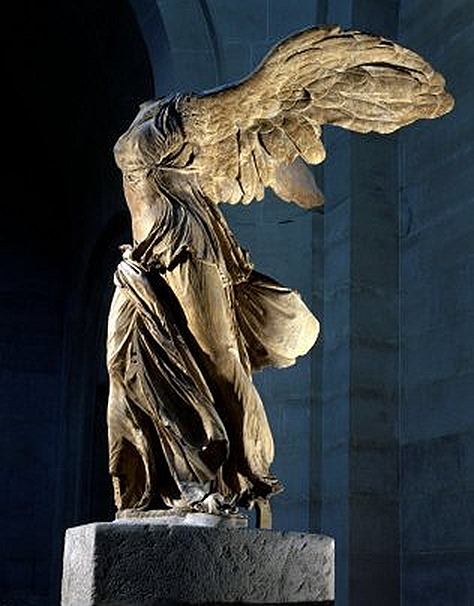 2013-08-01_07_Winged-Nike-of-Samothrace-Museum-Louvre-Paris-France 2013-08-01_07_Winged-Nike-of-Samothrace-Museum-Louvre-Paris-France