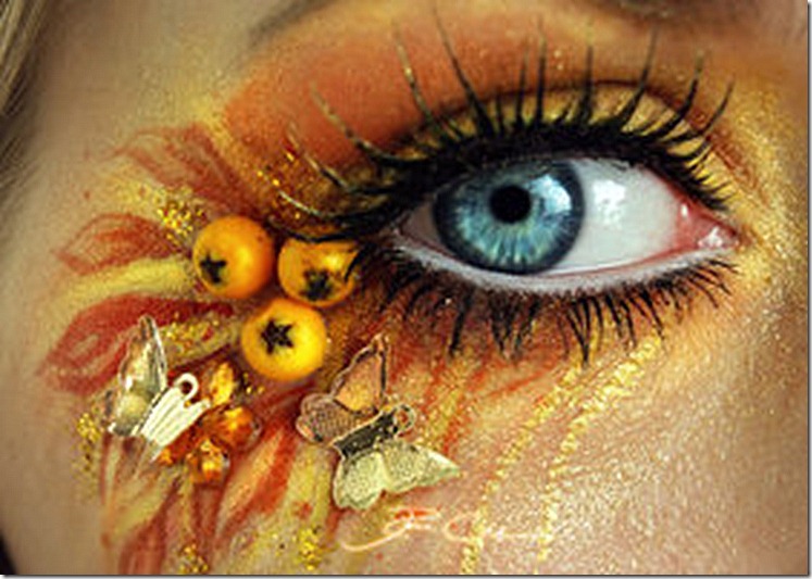 Мейк-ап от PixieCold макияж, необычный макияж,красивые глаза,голубые линзы,жолтые тени,бабочки,рябина,белая подводка для глаз