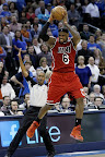 lebron james nba 130214 mia at okc 01 LBJ Powers Heat in new PEs. Ends Streak by Shooting ONLY 58%.