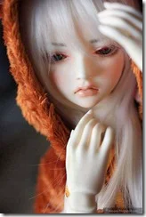 Sad-doll-girl-cute-barbie-alone-classy-pretty