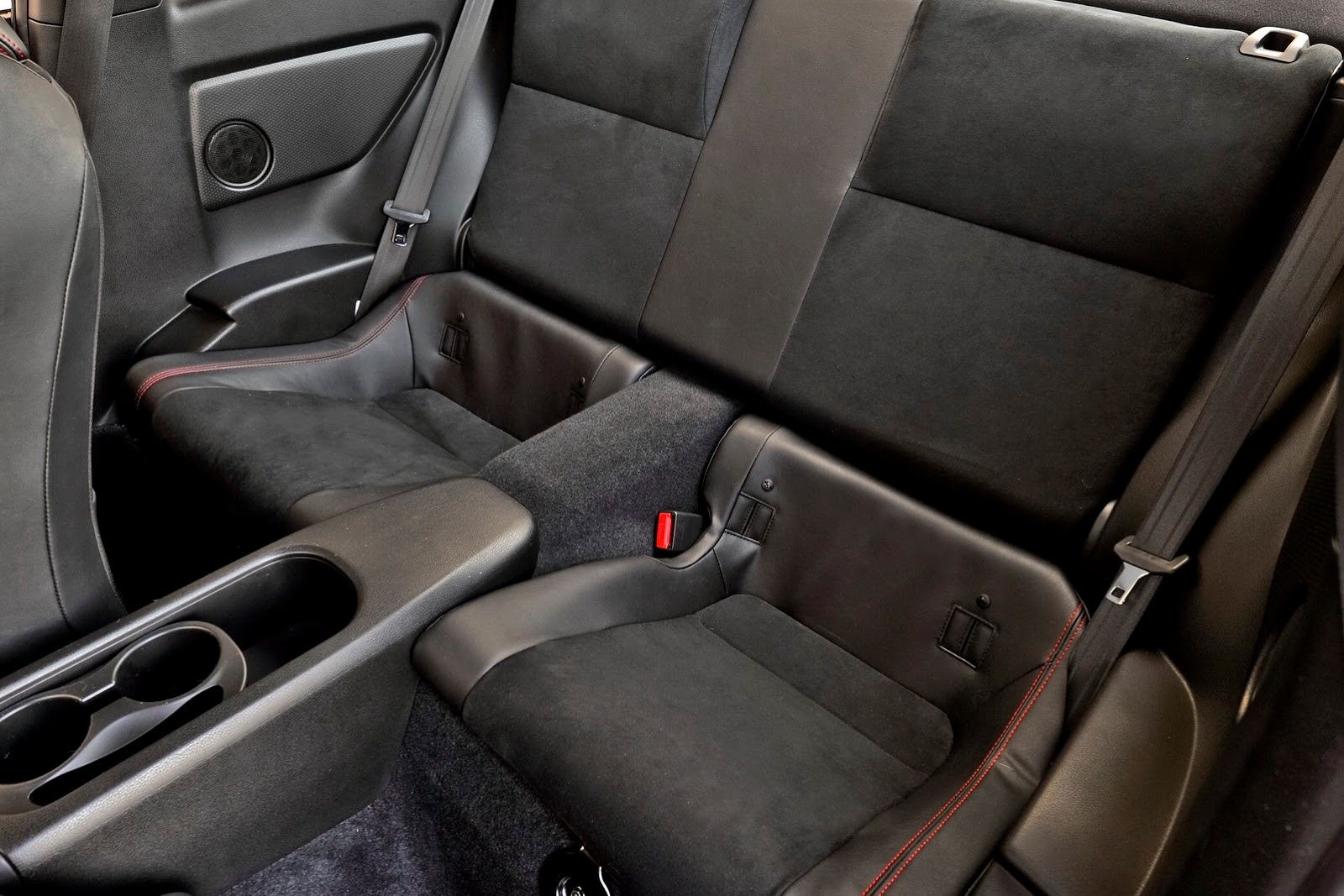 [2013-2014-Subaru-BRZ-63%255B2%255D.jpg]