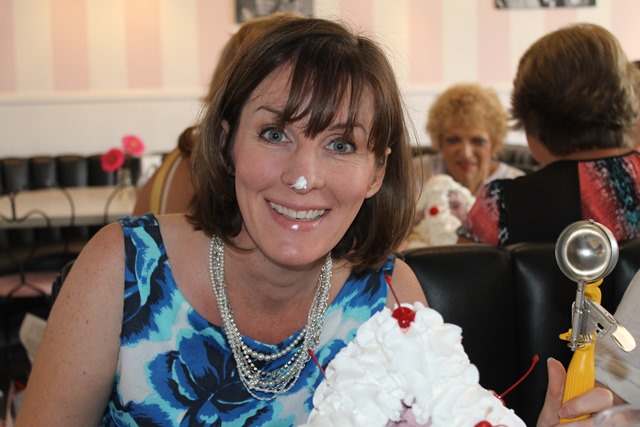 [Favorite%252045%2520Party%2520053%255B3%255D.jpg]