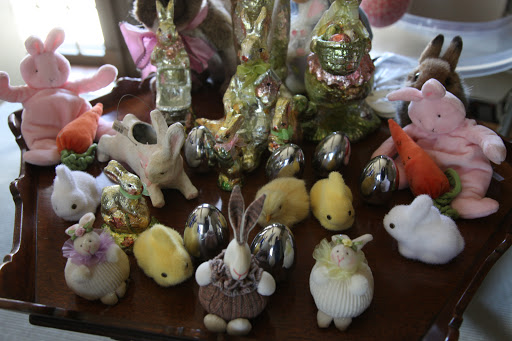 There.  Now doesn't that look nice?  Baby Jude is going to love everything on this table at Easter!
