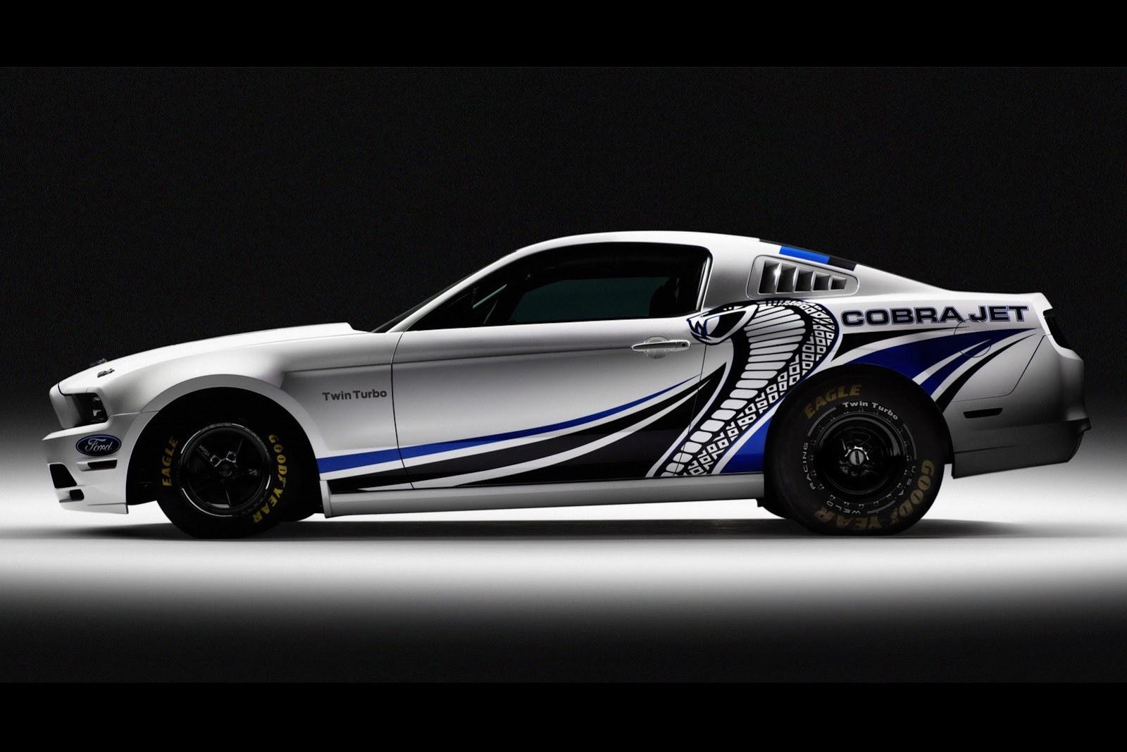 [Ford-Mustang-Twin-Jet-Cobra-6%255B2%255D.jpg]
