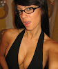 ¿Te gustan las chicas con lentes? ¿Te gustan las chicas con lentes?