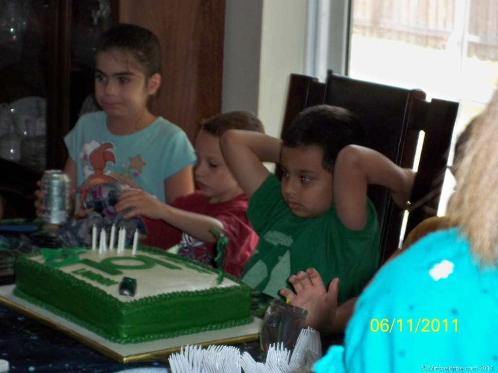 [Landon%2527s%25207th%2520Birthday%2520party%2520%25284%2529%255B7%255D.jpg]