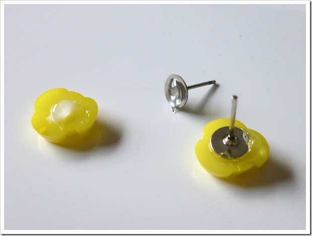 button earrings 4