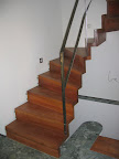 Faltwerktreppe in Merbau