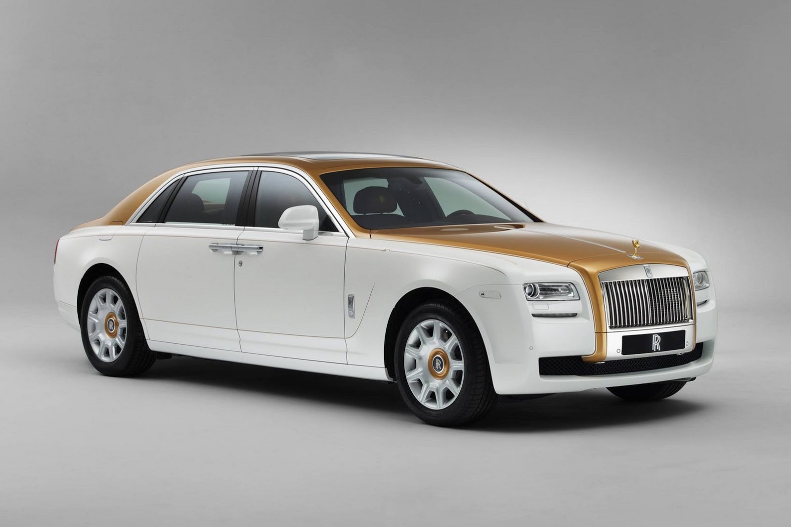 [Rolls-Royce-Ghost-Golden-Sunbird-2%255B2%255D.jpg]