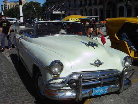 Vintage american cars in Havana