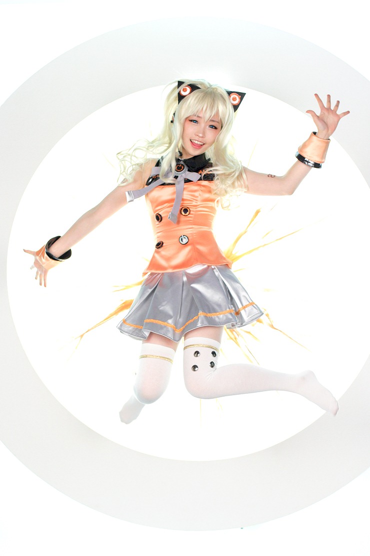 [vocaloid-seeu-korean-cosplay-by-tomia-006%255B4%255D.jpg]