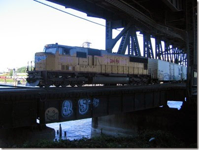 IMG_3453 Union Pacific SD70M #4270 on the Steel Bridge in Portland, Oregon on September 7, 2008