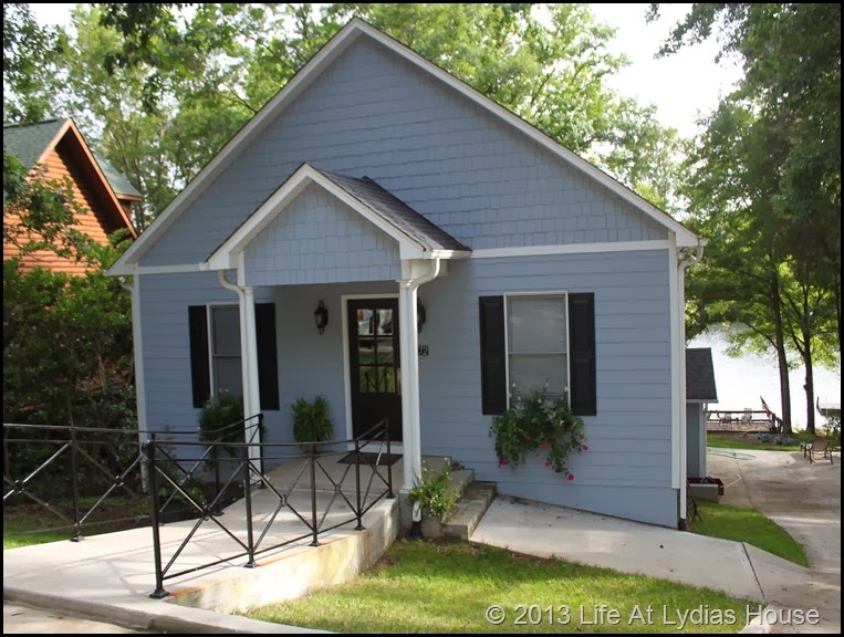 Lakehouse exterior 1